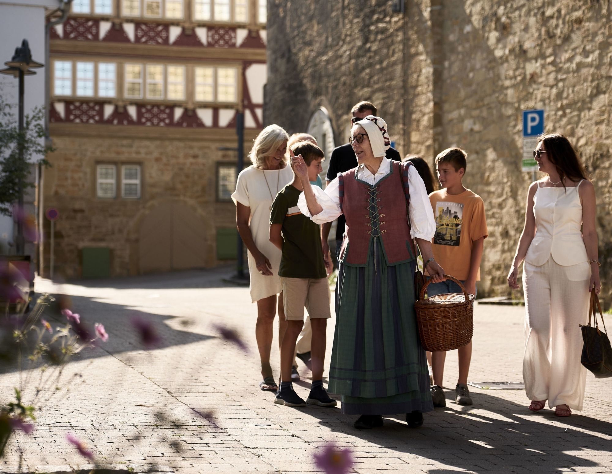 "Bürgerfrau" bei einer Stadtführung in Öhringen