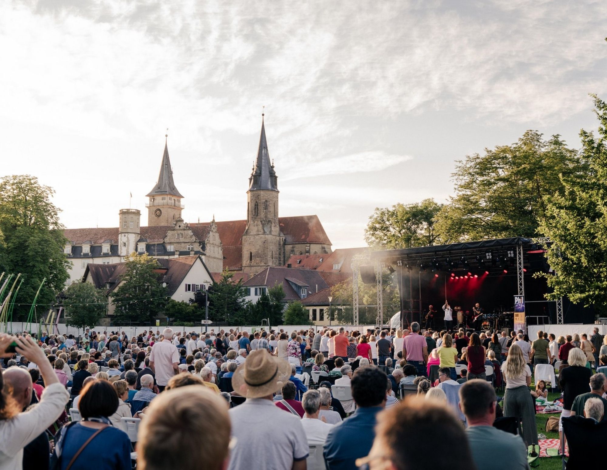 Konzert im Hofgarten auf der Allmand